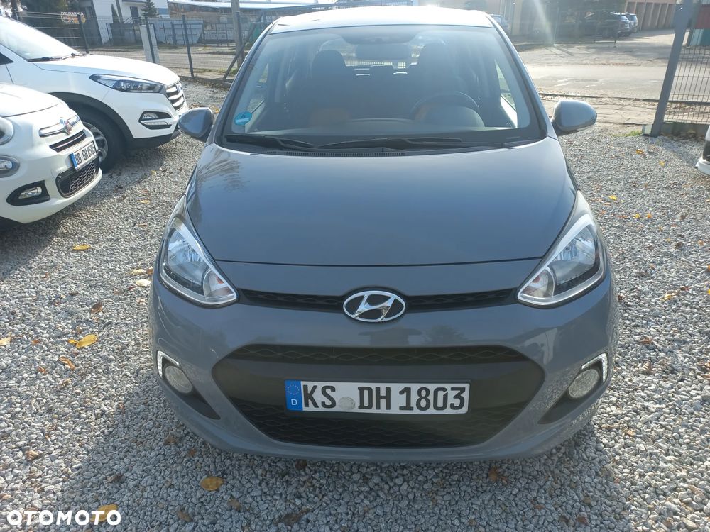 Hyundai i10 1.0 Fifa World Cup Edition - 4