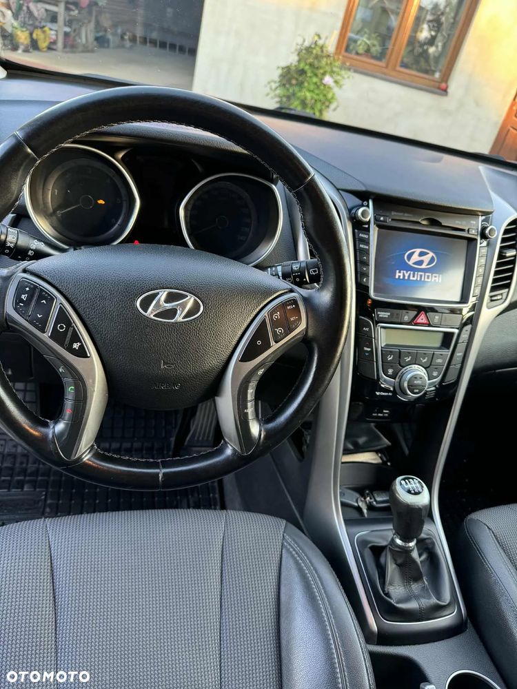 Hyundai i30 - 21