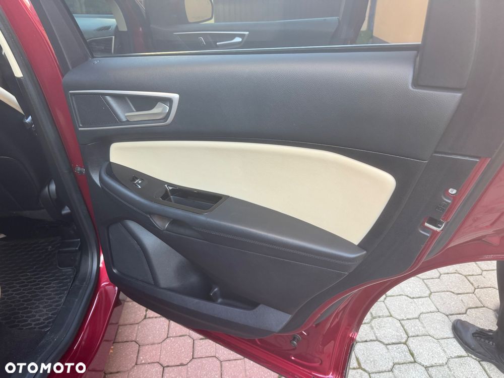 Ford Edge - 7
