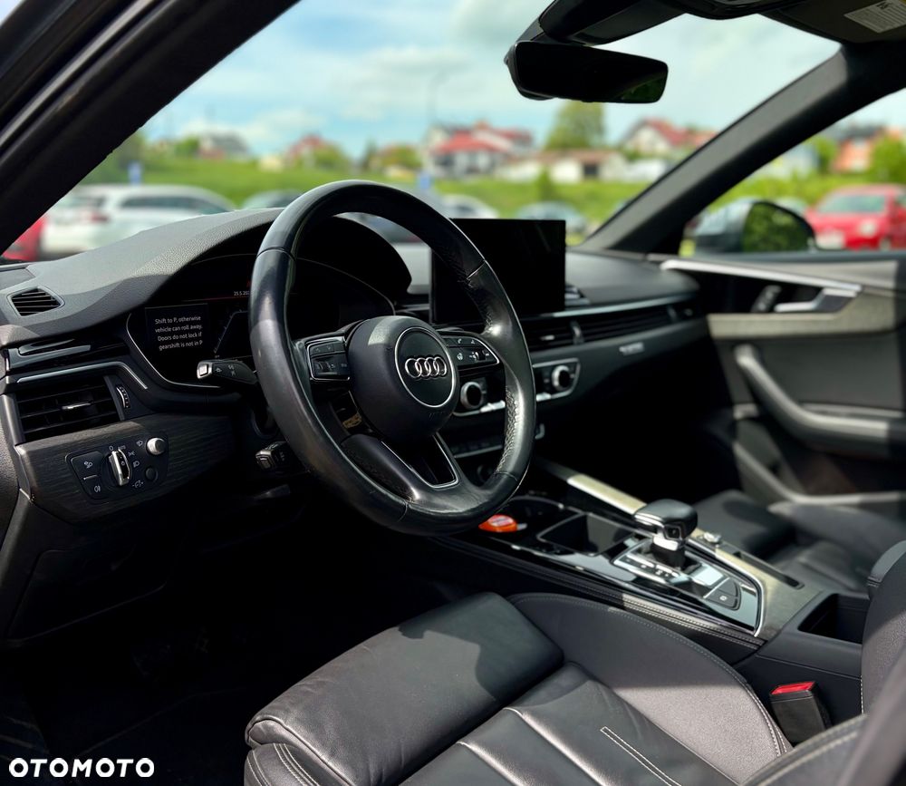 Audi A4 Limousine - 13