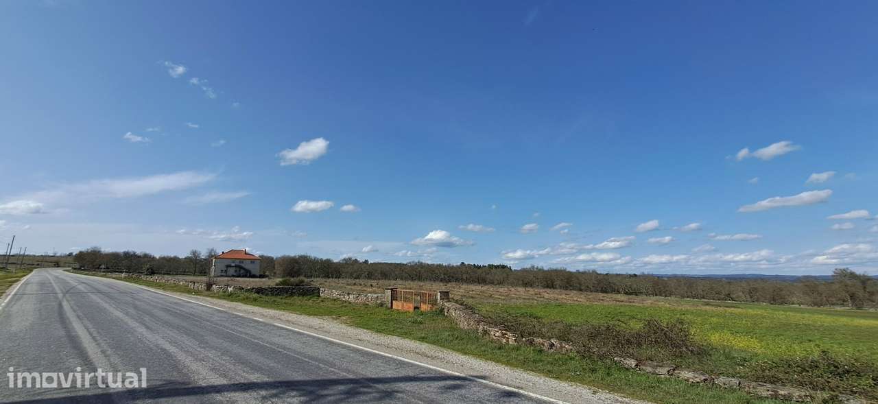 Terreno em Miranda do Douro - Grande imagem: 2/19