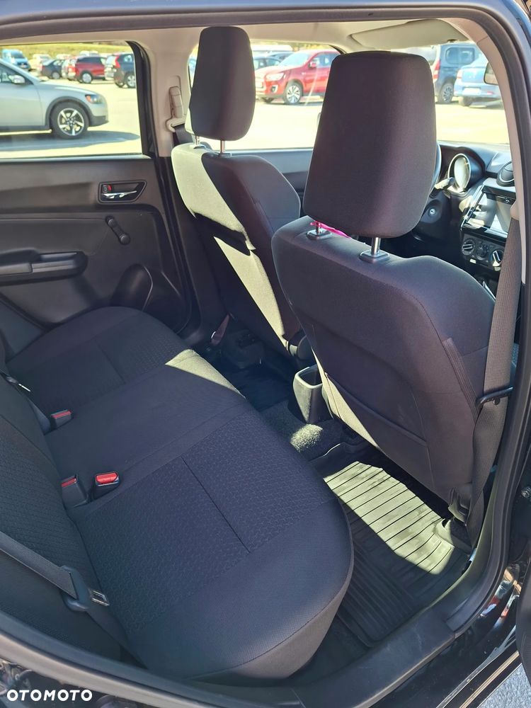 Suzuki Swift 1.2 Premium Plus - 11