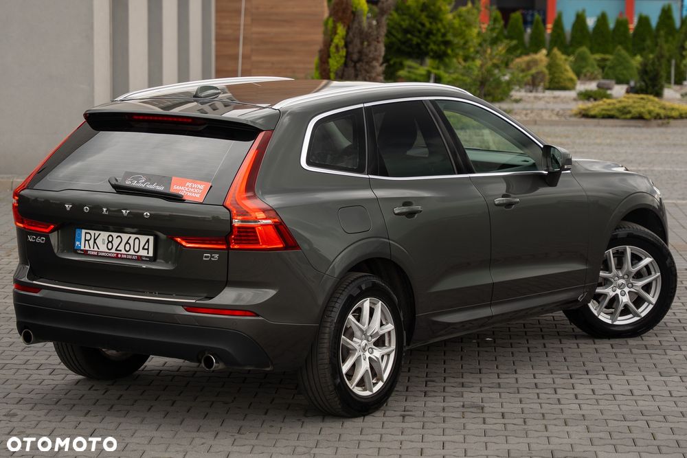 Volvo XC 60 D3 Momentum - 12