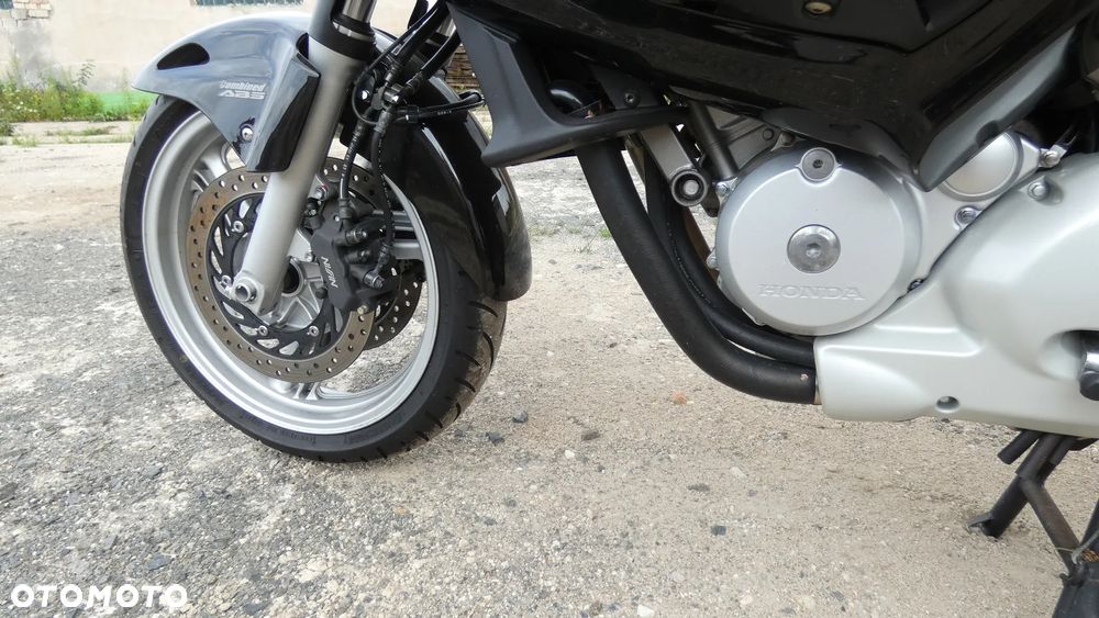 Honda Deauville - 12