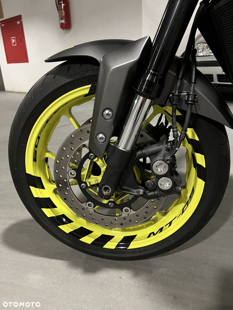 Yamaha MT - 4