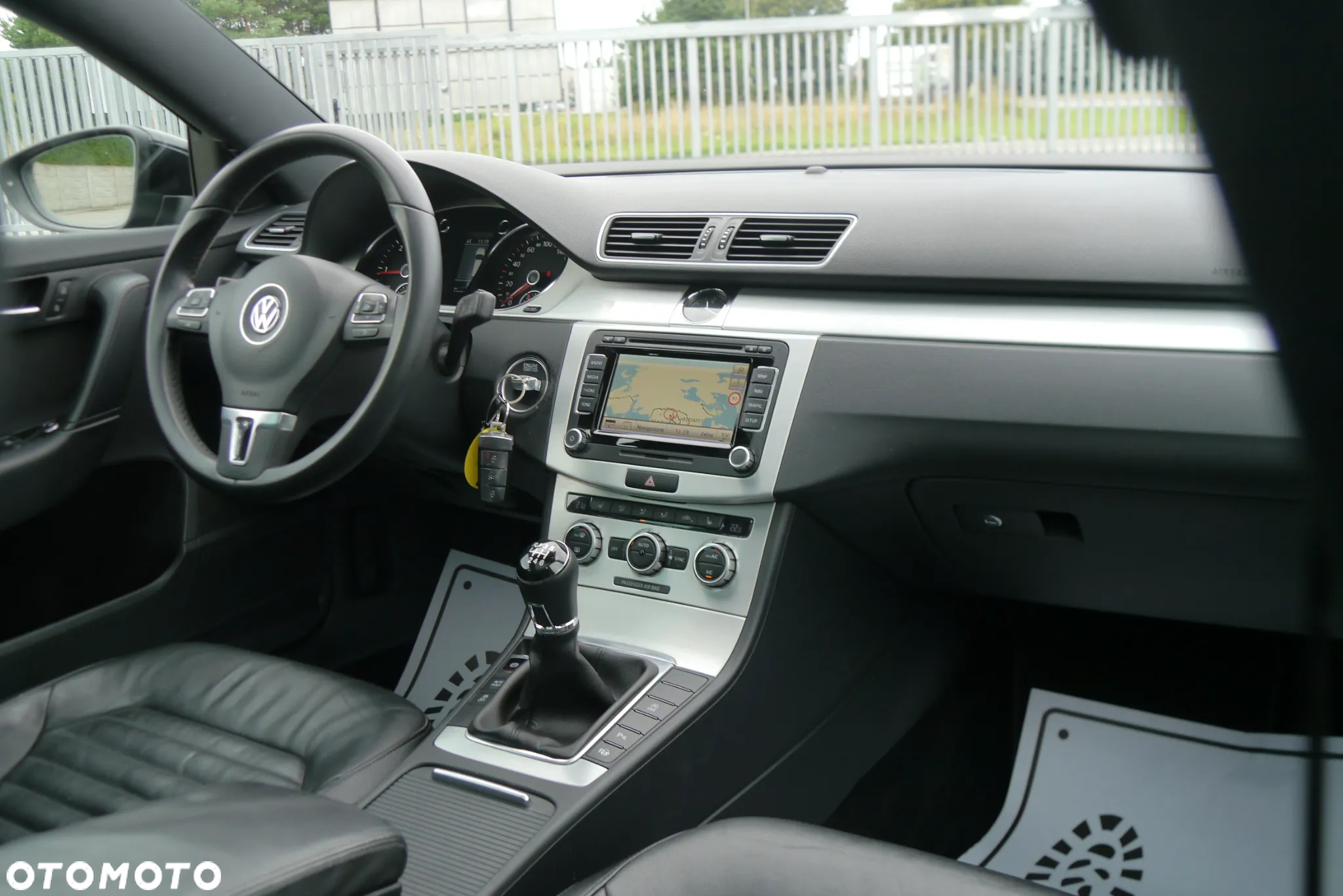 Volkswagen Passat 2.0 TDI Highline R-Style - 19