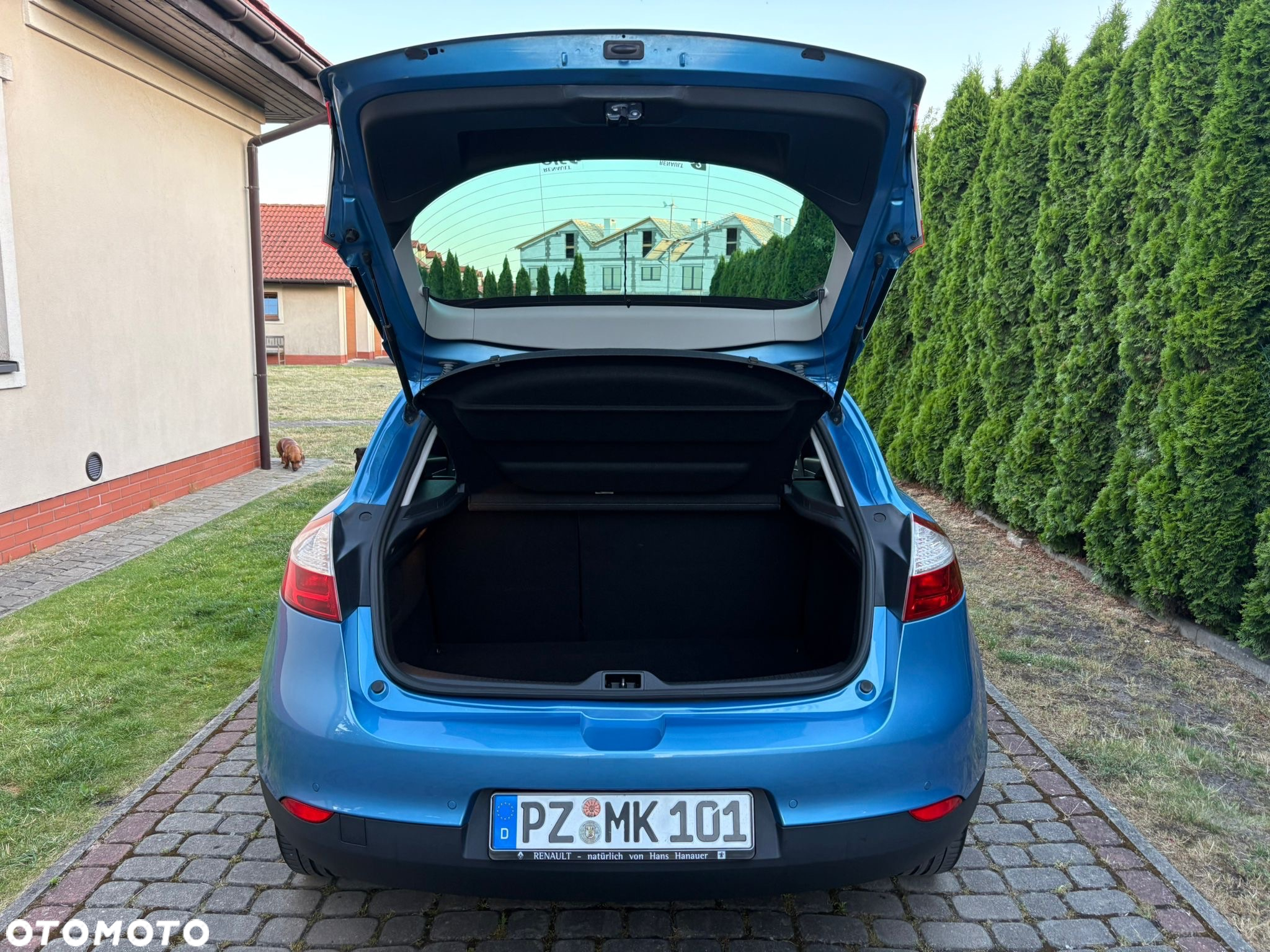 Renault Megane Grandtour ENERGY TCe 115 Start & Stop Bose Edition - 7