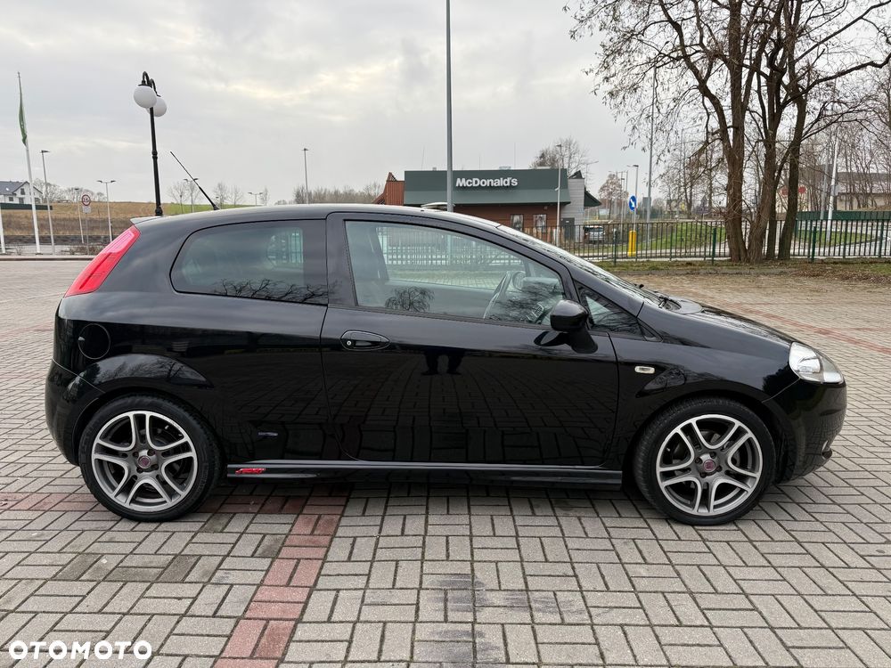 Fiat Grande Punto - 6