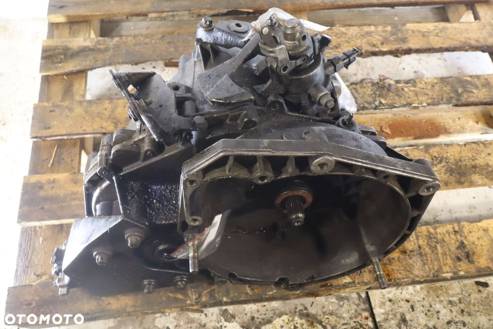 SKRZYNIA BIEGÓW 6 BIEGOWA ALFA ROMEO 159 2.4JTDM 55350926 - 5