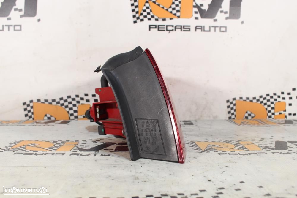 Farolim Direito Audi A5 Sportback (8Ta)  8T8945096d / Direito Do Chass - 2