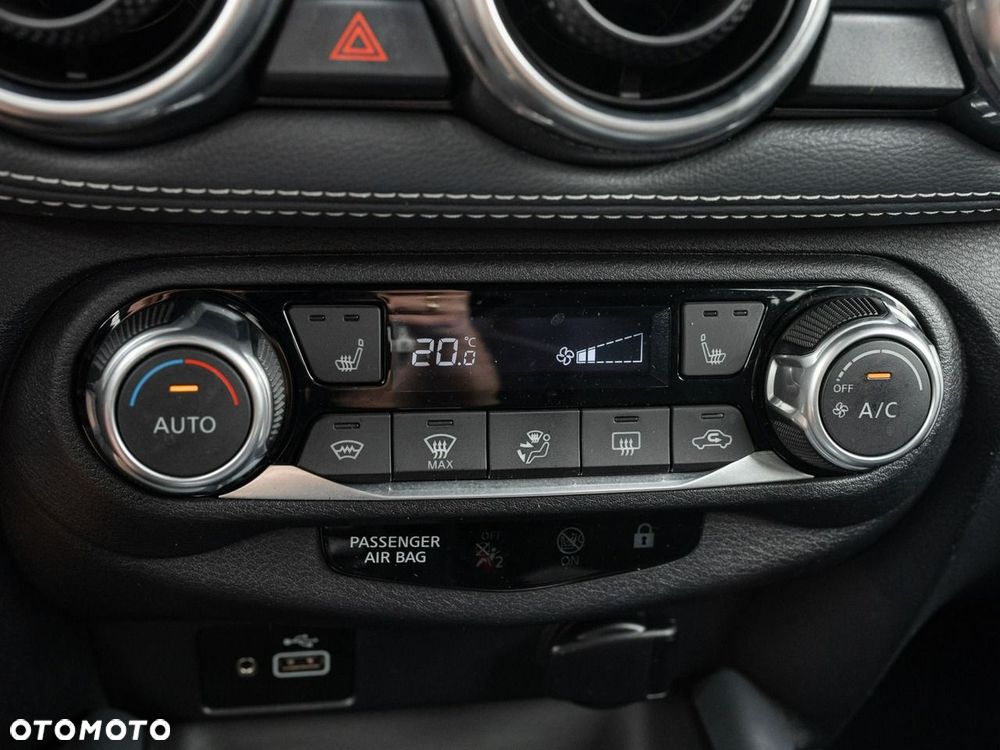 Nissan Juke 1.0 DIG-T DCT N-Connecta - 17