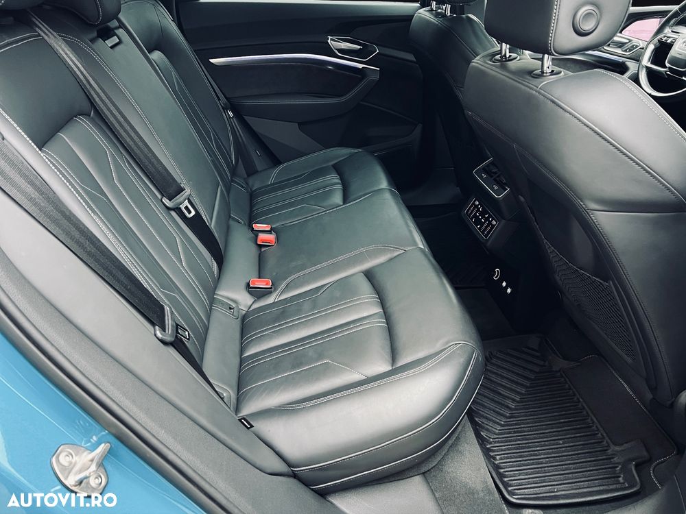 Audi e-tron 55 quattro S line - 20