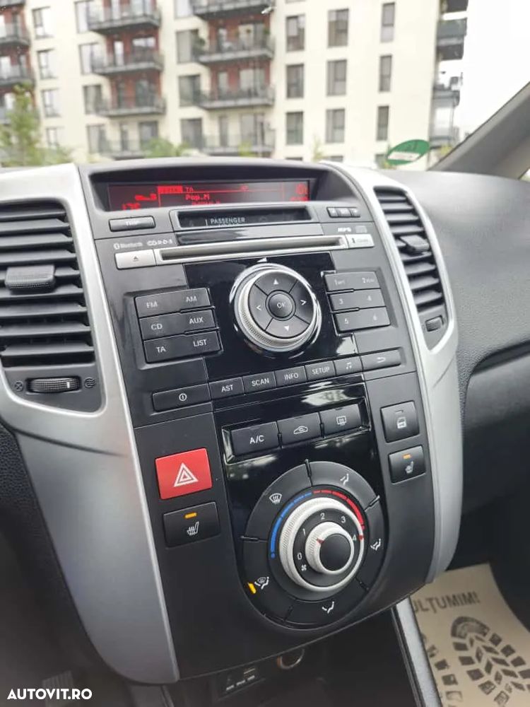 Kia Venga - 9