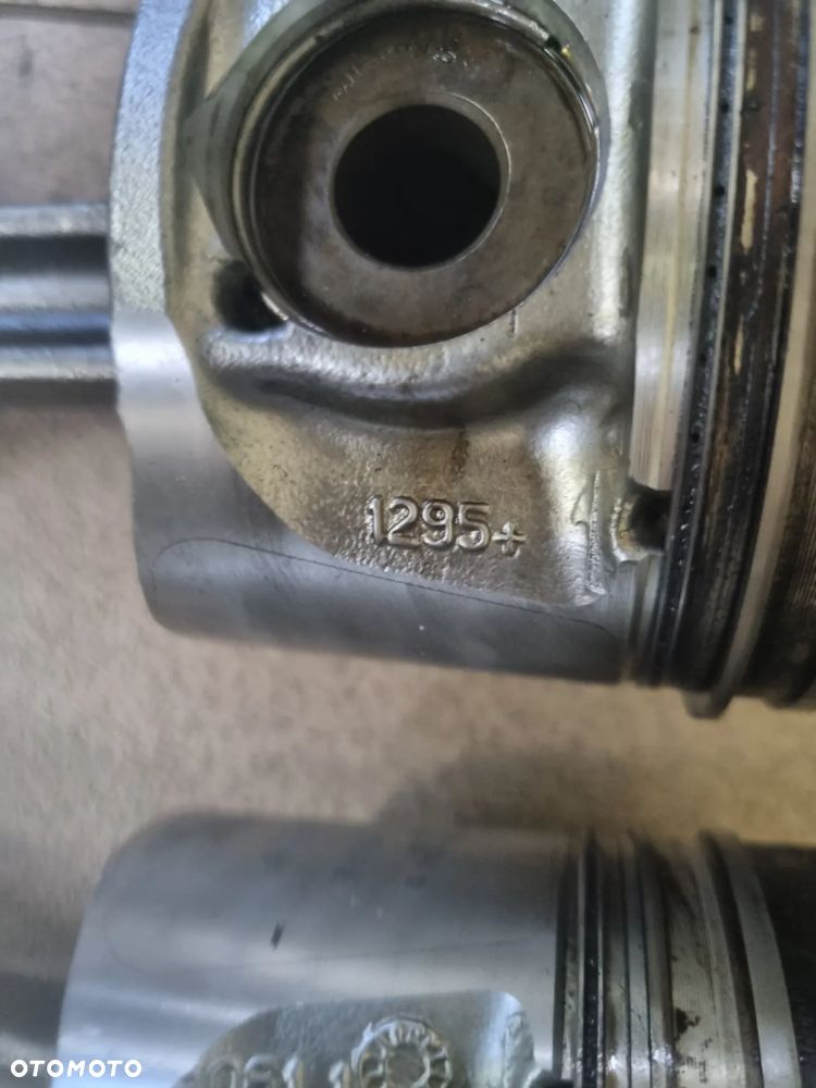 TŁOK KORBOWÓD TRAFIC VIVARO MASTER MOVANO 2.5 DCI G9U 06-14r. EURO 4 - 4