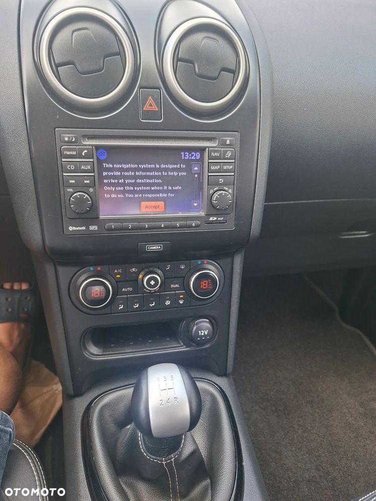 Nissan Qashqai 1.6 360 - 6