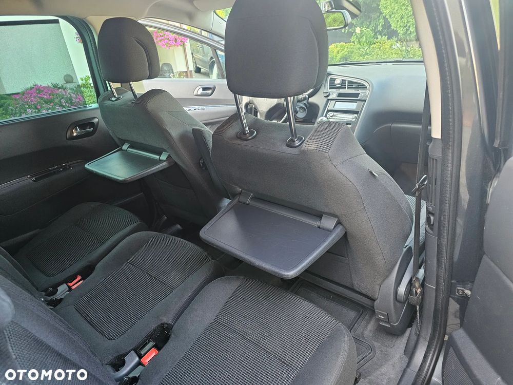 Peugeot 5008 - 22