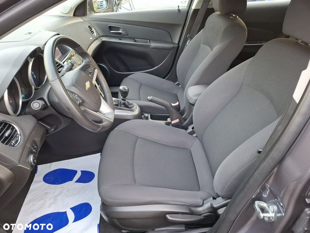 Chevrolet Cruze 2.0 D LT+ - 16