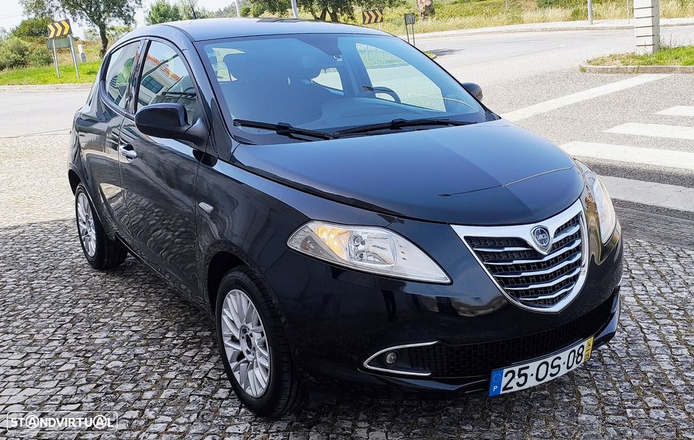Lancia Ypsilon 1.3 M-jet S&S Gold - 3
