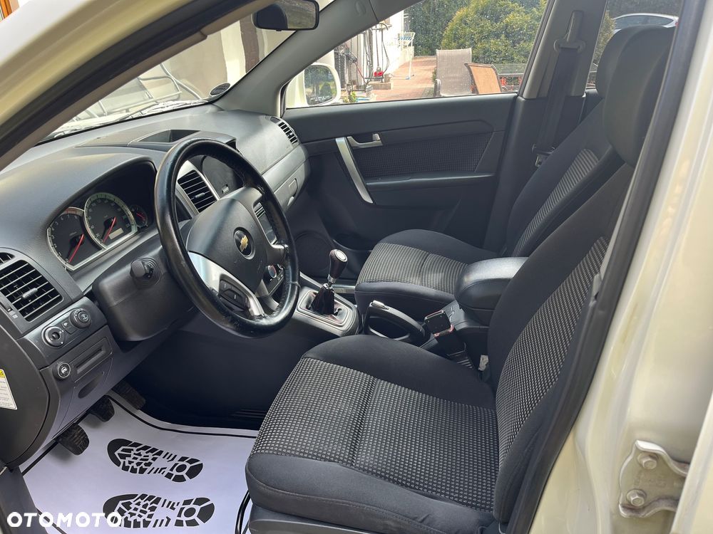 Chevrolet Captiva 2.4 2WD 5 Sitzer LS - 8