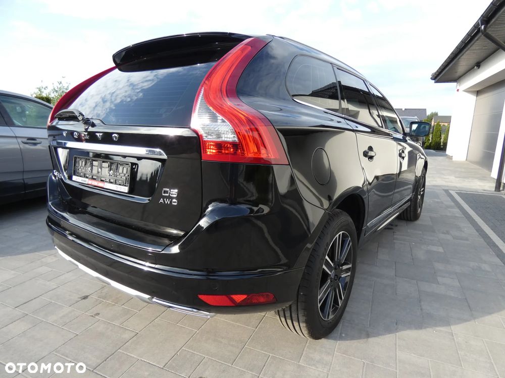 Volvo XC 60 D5 AWD Momentum - 6