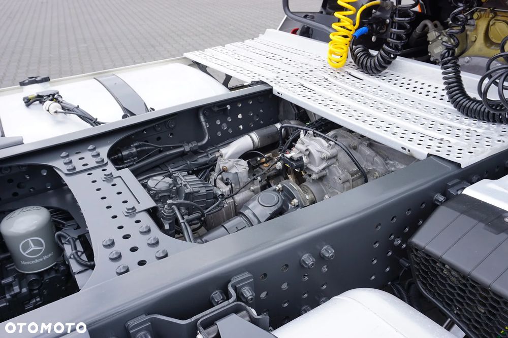 Mercedes-Benz ACTROS / 1845 / E 6 / MP 5 / ACC / RETARDER / BIG SPACE - 40