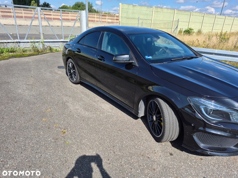 Mercedes-Benz CLA 250 7G-DCT - 4