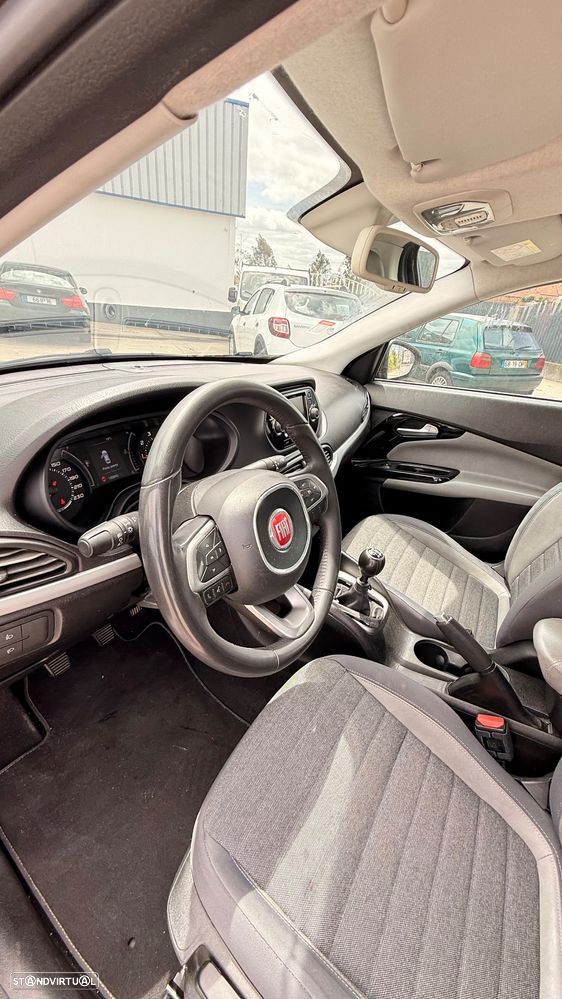 Fiat Tipo 1.6 M-Jet Lounge J17 - 11