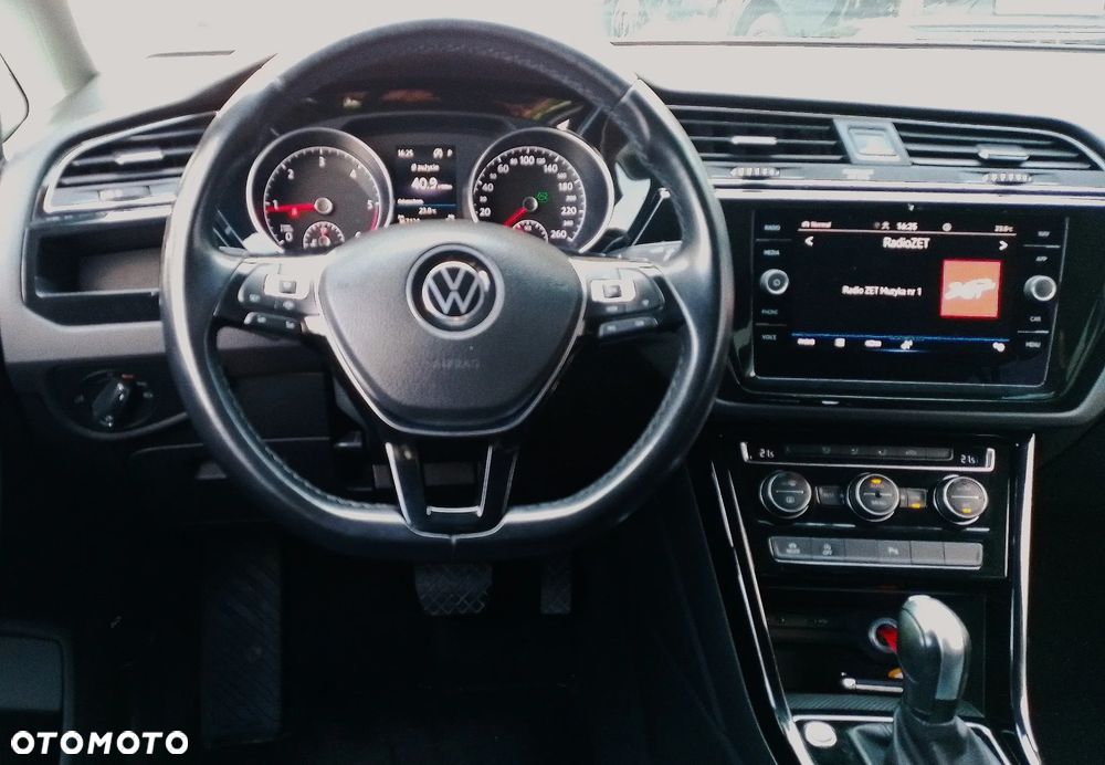 Volkswagen Touran 2.0 TDI BMT Highline DSG - 14