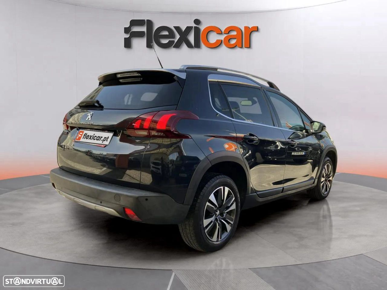 Peugeot 2008 1.2 PureTech Allure - 3