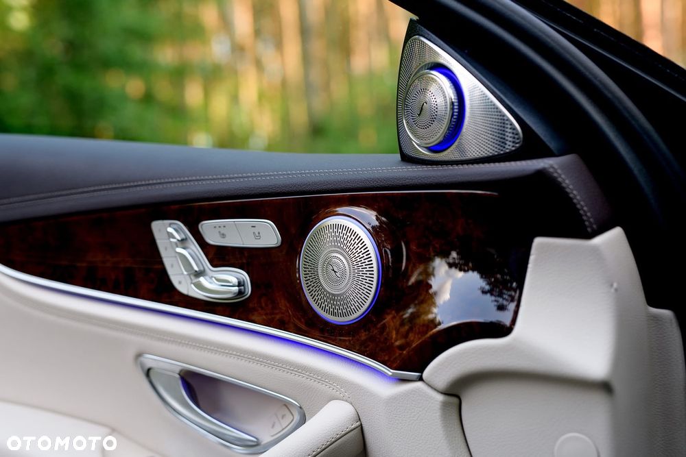 Mercedes-Benz Klasa E 400 4-Matic 9G-TRONIC - 7