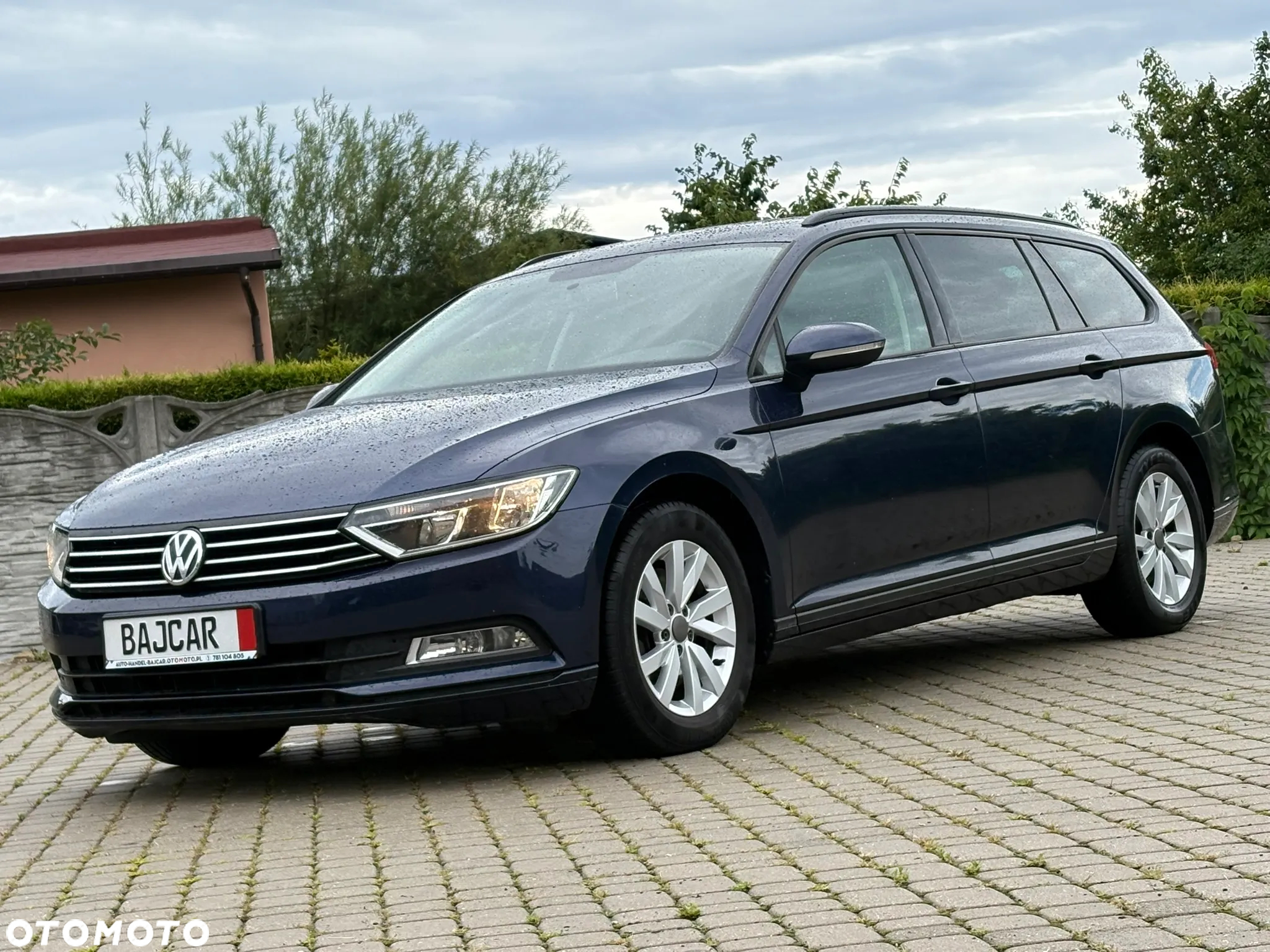 Volkswagen Passat 1.6 TDI BMT Comfortline - 3