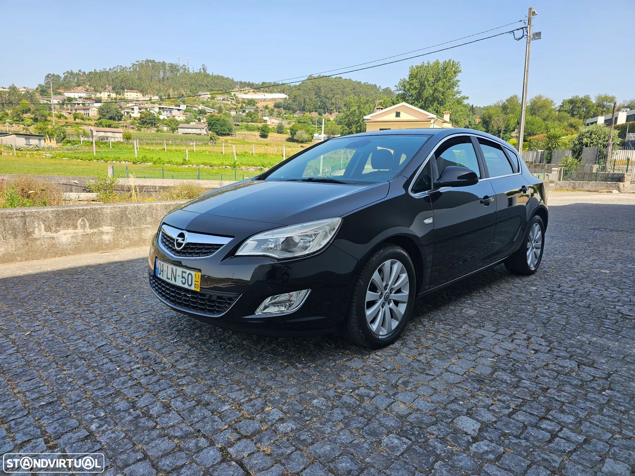Opel Astra 1.7 CDTi Cosmo - 1