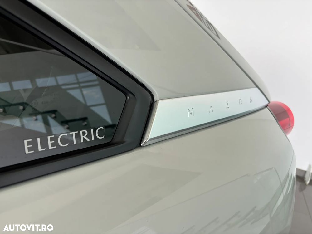 Mazda MX-3 ver-e--skyactiv-ad-vantage - 34