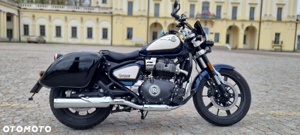 Royal Enfield Super Meteor - 3