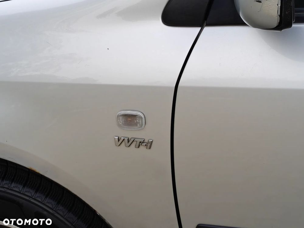 Toyota Corolla 1.4 VVT-i Terra - 24