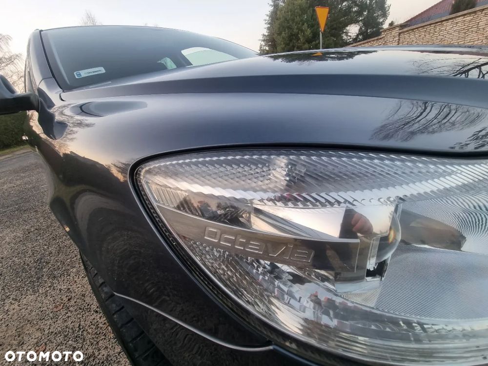 Skoda Octavia 1.8 TSI FAMILY - 2