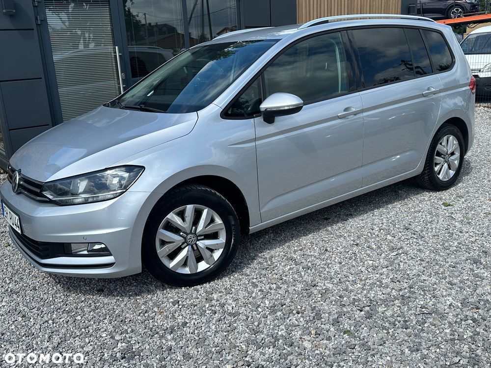 Volkswagen Touran 1.6 TDI SCR BlueMotion Technology DSG Comfortline - 5