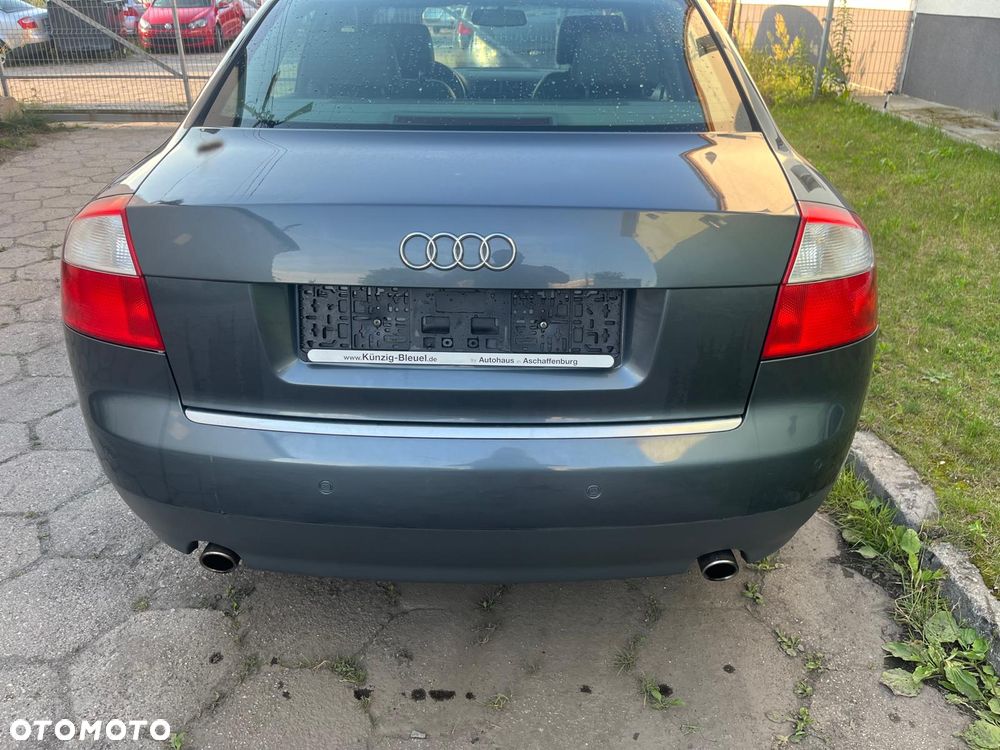 Audi A4 Limousine 2.4 Multitronic - 5
