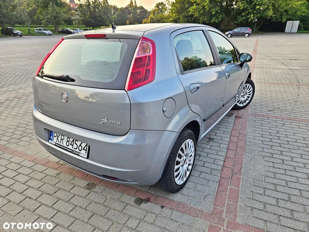 Fiat Grande Punto 1.4 8V - 22