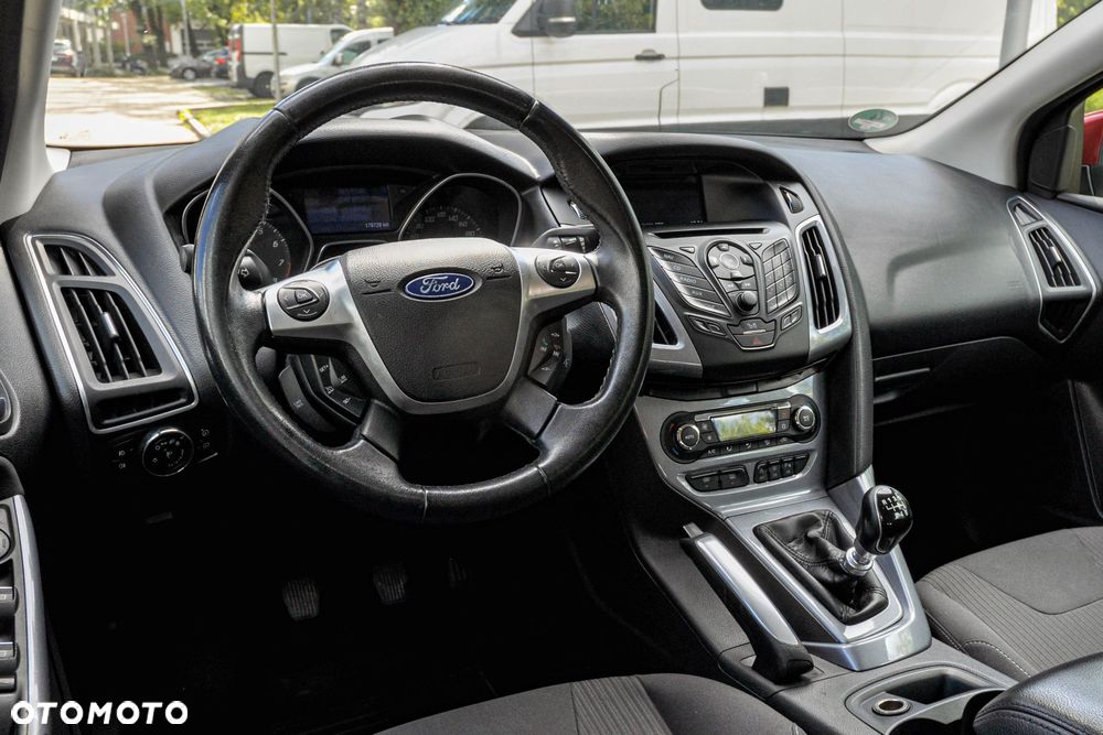Ford Focus 1.6 EcoBoost Start-Stopp-System - 9