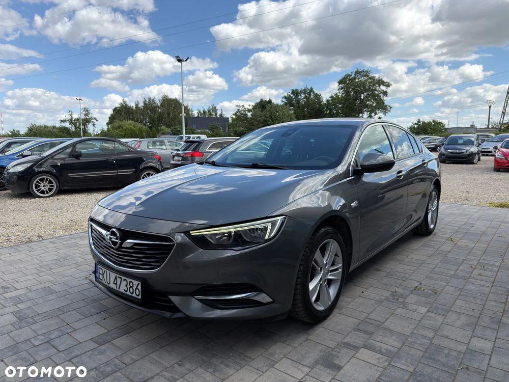 Opel Insignia 1.5 T Exclusive S&S - 24