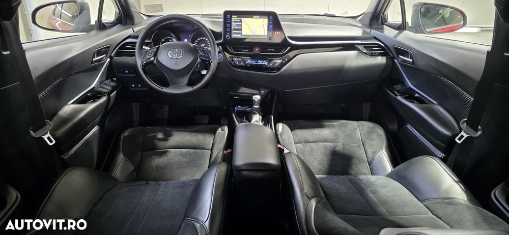 Toyota C-HR Style Selection - 16