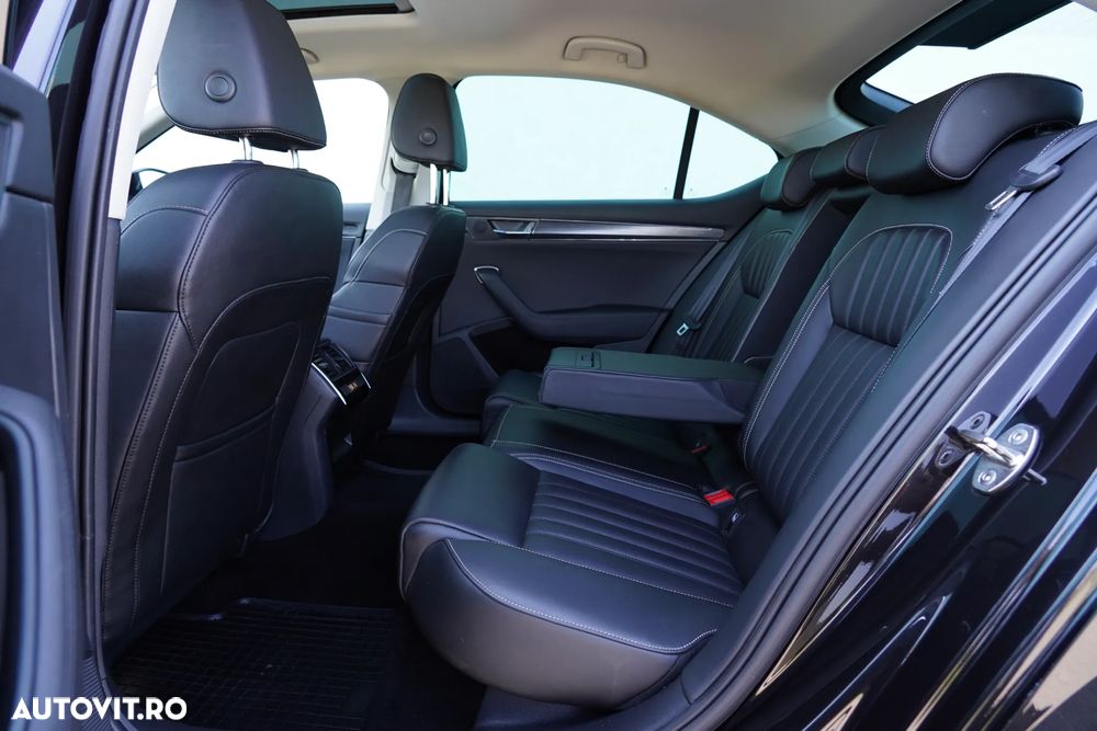 Skoda Superb 2.0 TDI DSG Premium Edition - 15