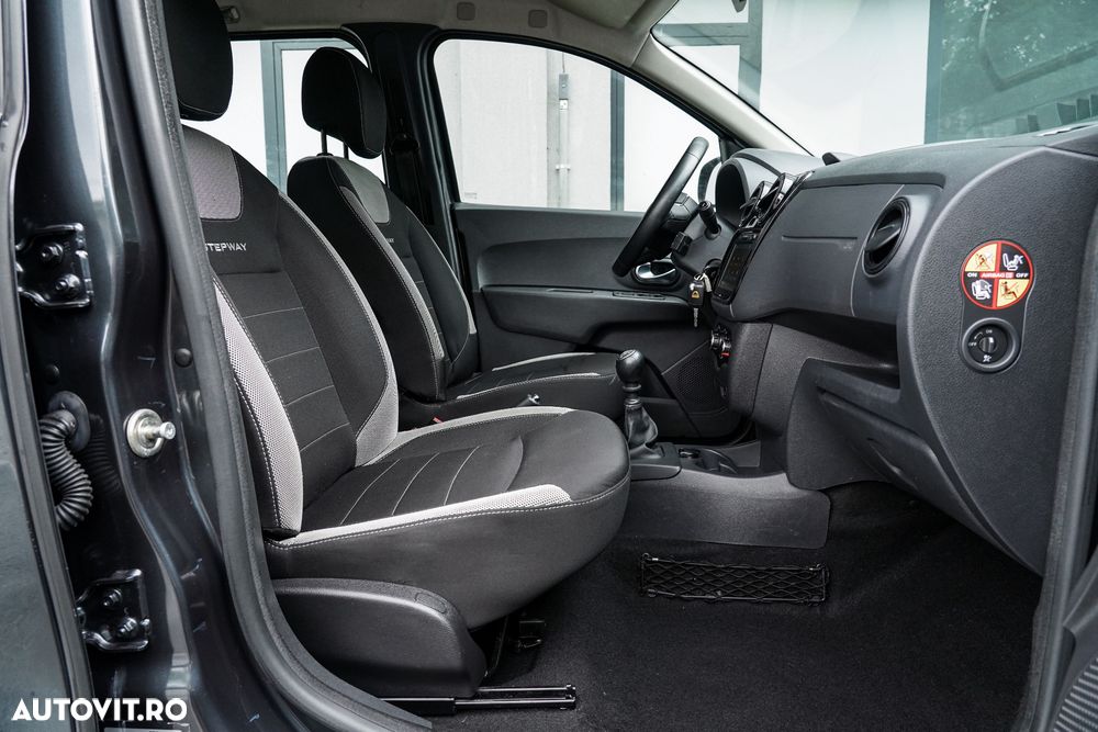 Dacia Lodgy 1.5 Blue dCi Stepway - 21