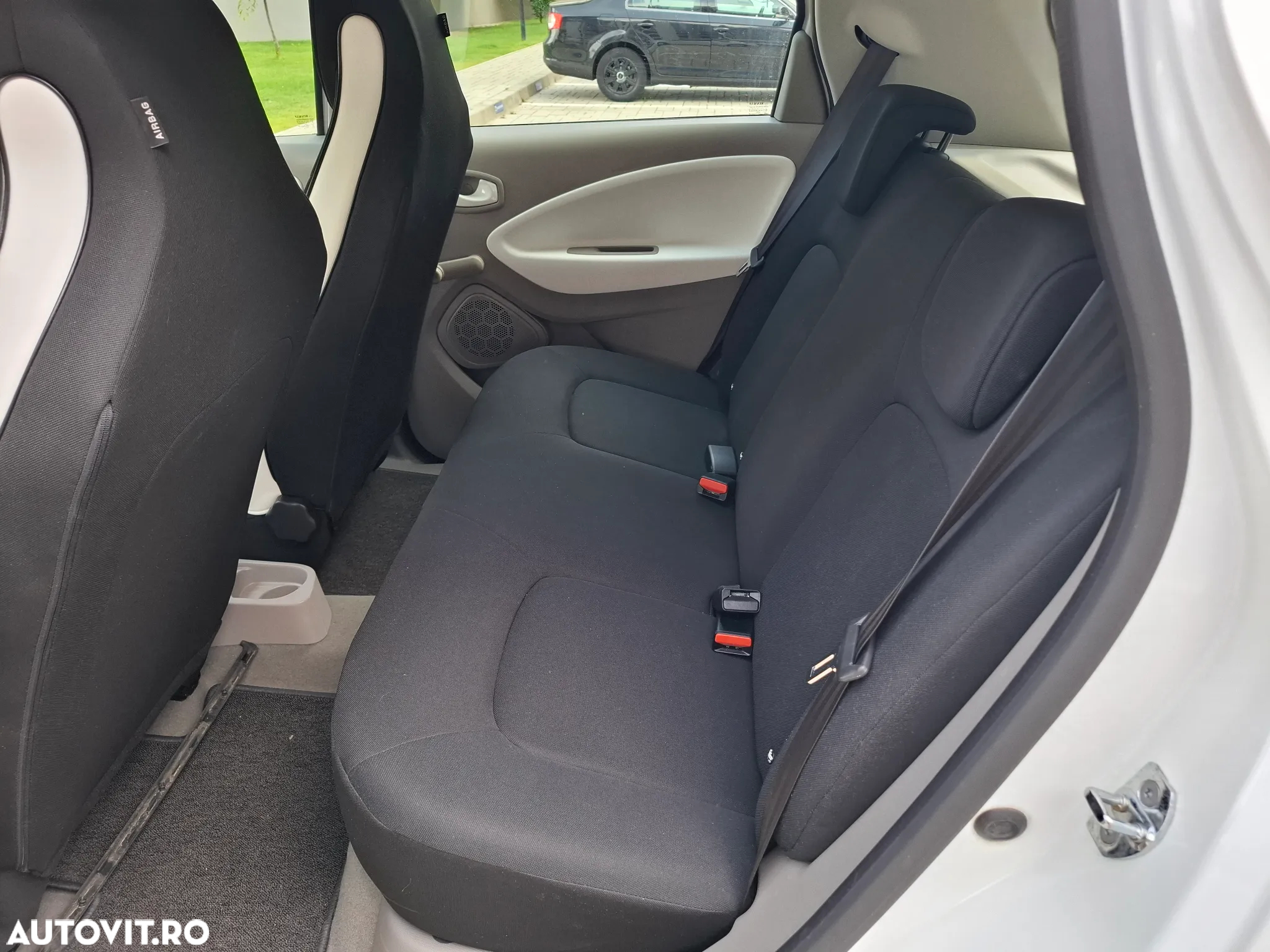Renault ZOE - 18