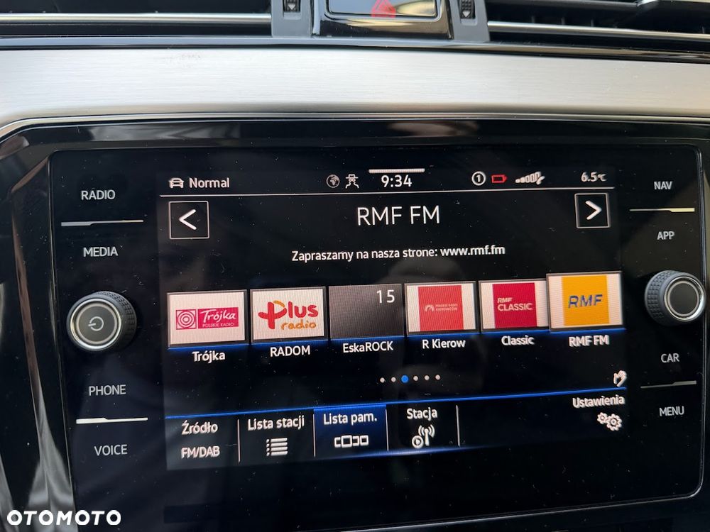 Volkswagen Passat - 25