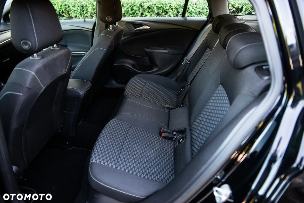 Opel Astra 1.5 D Start/Stop Business Elegance - 20