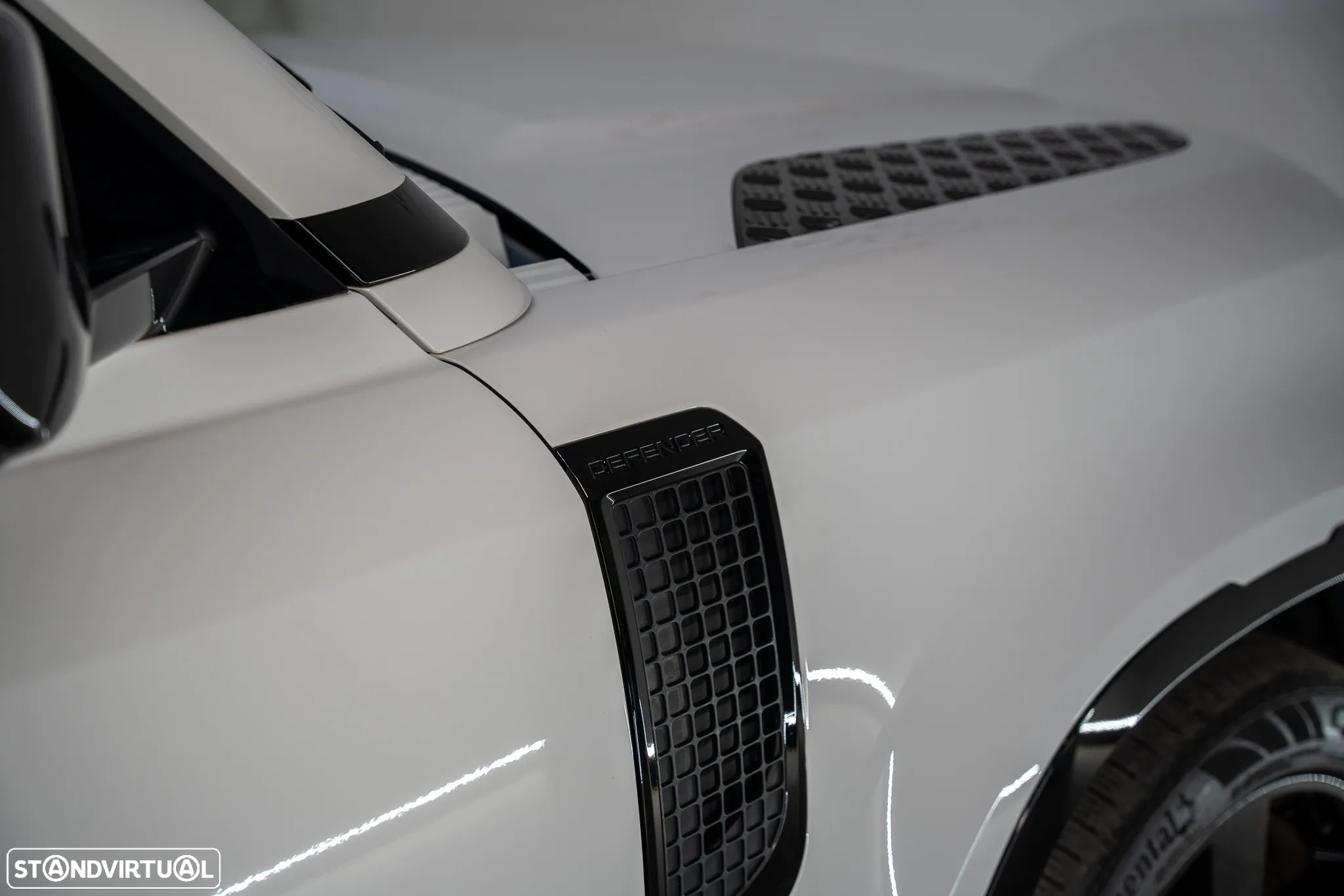 Land Rover Defender 3.0 D250 110 AWD X-Dynamic SE - 9