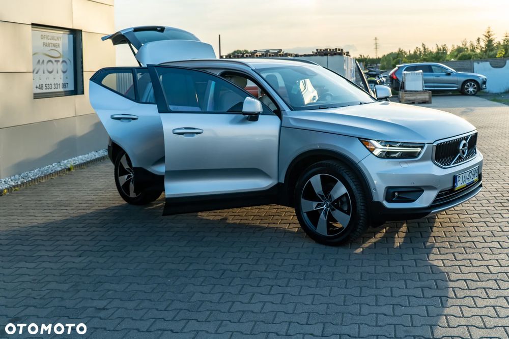 Volvo XC 40 T5 AWD Geartronic Momentum Pro - 17