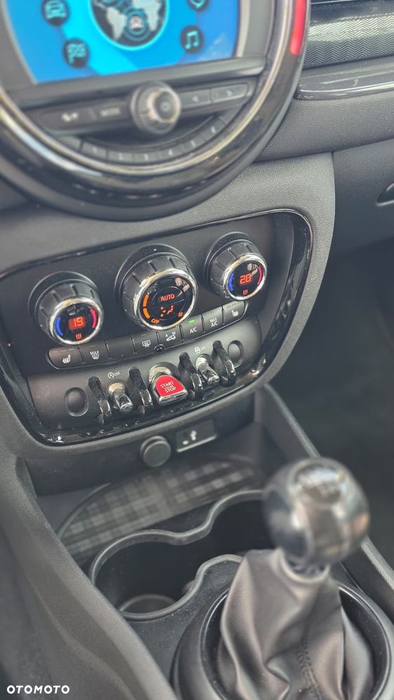 MINI Clubman One D - 17